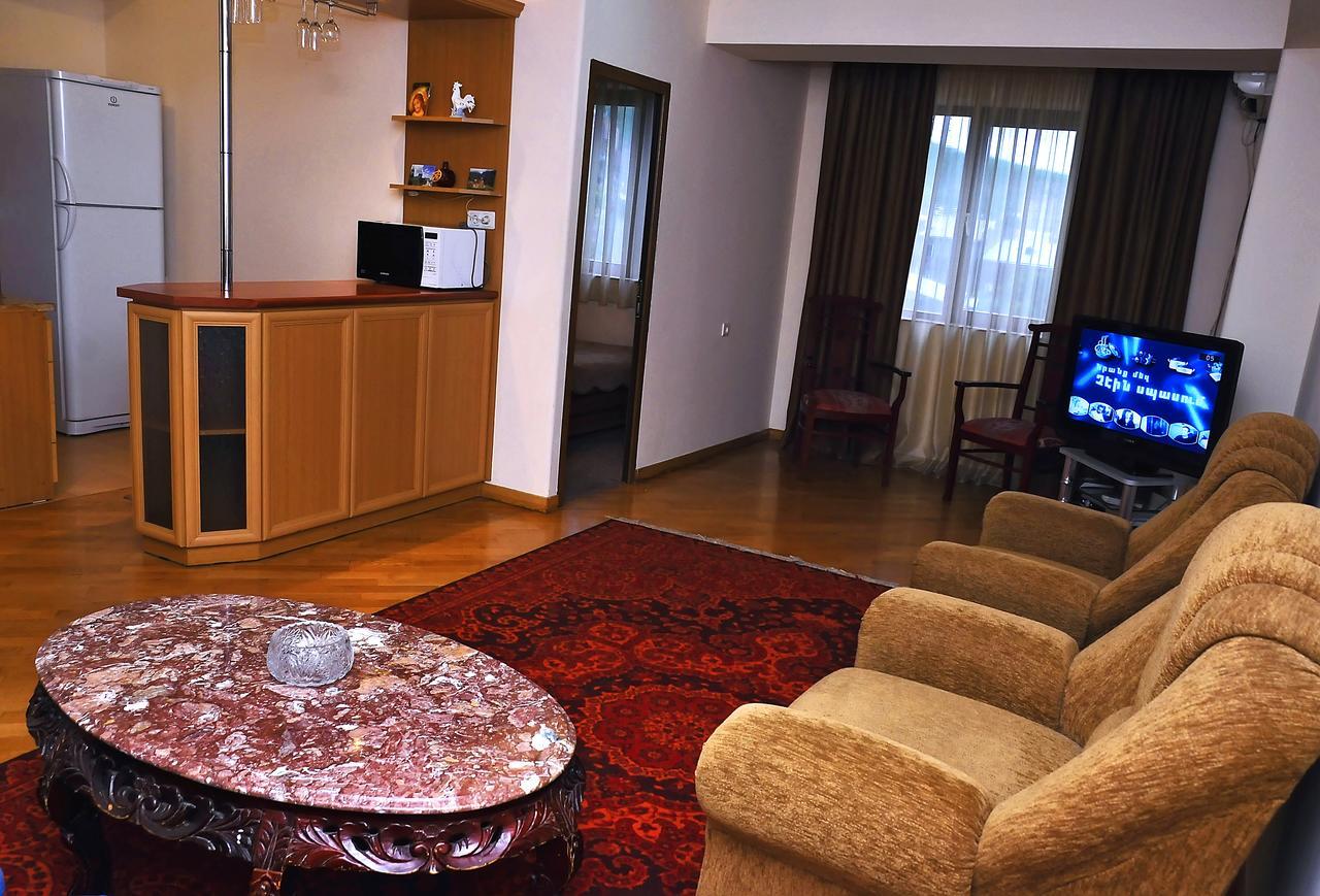 Mga Hostel & Tours Jerevan Eksteriør billede